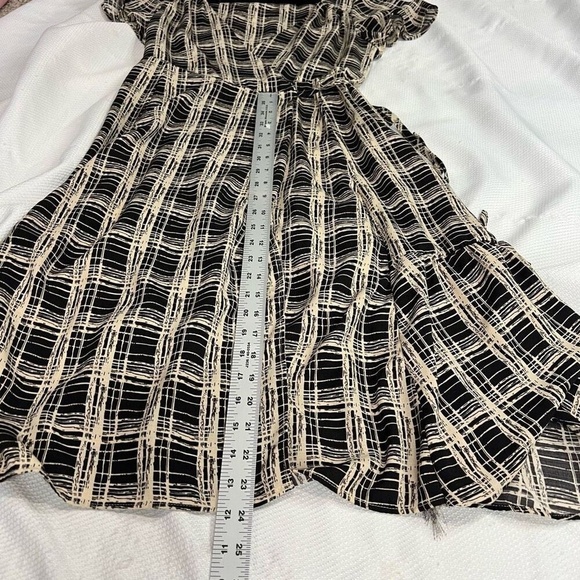 Urban Outfitters Dress Daphne Black Tan Check Midi Wrap High Low Womens - Picture 8 of 9